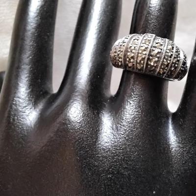 Antique Marcasite Dome 925 Ring Size 6