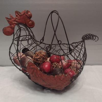 Wire Egg Basket in Shape of a Chicken