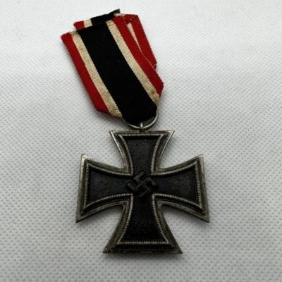 German WWII Medals, Awards, and Pins - Iron Cross 2nd Class J.E. Hammer & SÃ¶hne makers mark 55