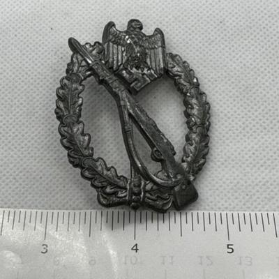 German WWII Medals, Awards, and Pins - Infantry Assault Badge