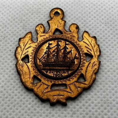 German WWII Medals, Awards, and Pins - Battle Medal Trafalgar Nelson HMS Victory Copper