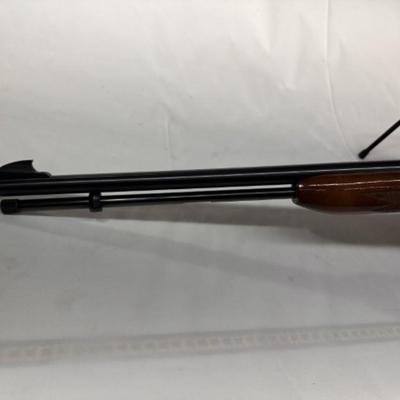 Modern and Military Rifles - Remington Model 552 Speedmaster 22 Rifle S/L/LR