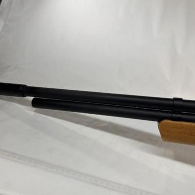 Modern and Military Rifles - Avenger Charged Pneumatic PCP Air Rifle with Pump and Extras