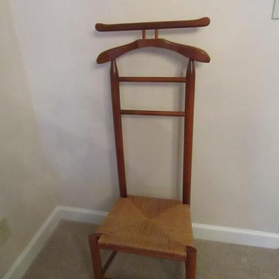 Wooden Clothes Valet Stand