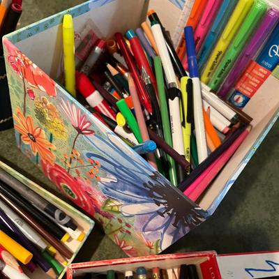 Lot of pens, pencils, & Markers