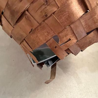 Vintage basket w/ magazines