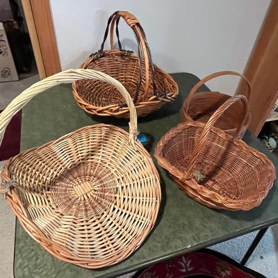 Lot of baskets