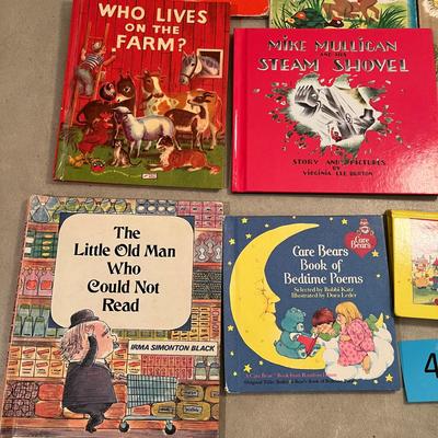 Large lot of kids books