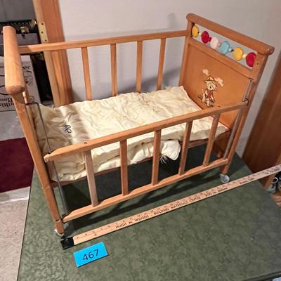 1940s Doll Crib