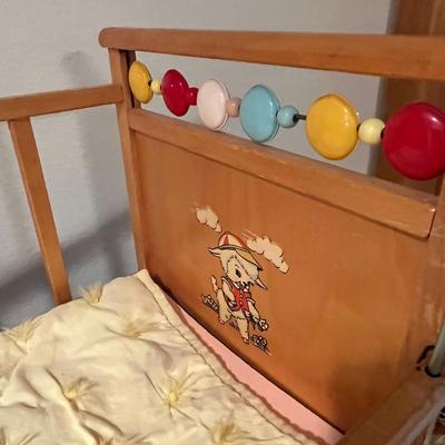 1940s Doll Crib