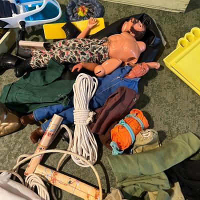 Trunk of GI Joe & Accessories