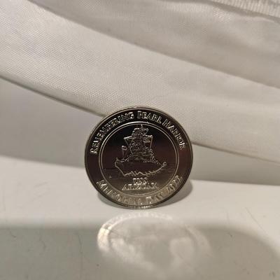 Remembering pearl harbor coins
