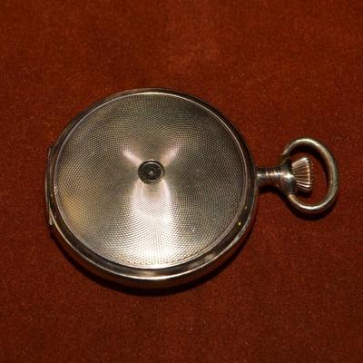 LOT 385. ANTIQUE WALTHAM POCKET WATCH SERIAL NUMBER 22919272