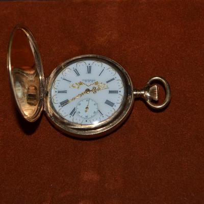 LOT 385. ANTIQUE WALTHAM POCKET WATCH SERIAL NUMBER 22919272