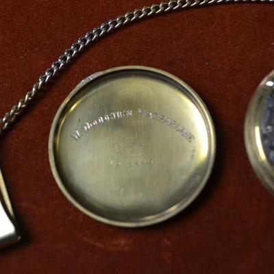 LOT 386  ANTIQUE ILLINOIS 17 JEWEL POCKET WATCH SERIAL # 4371741  10K GOLD FILLED CASE