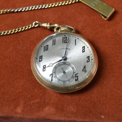 LOT 386  ANTIQUE ILLINOIS 17 JEWEL POCKET WATCH SERIAL # 4371741  10K GOLD FILLED CASE