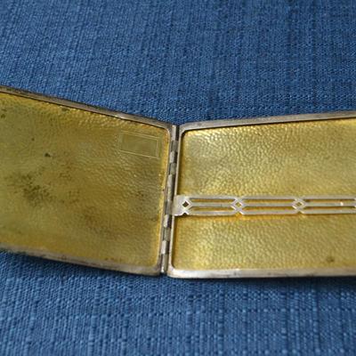 LOT 388. VINTAGE STERLING SILVER CIGARETTE CASE