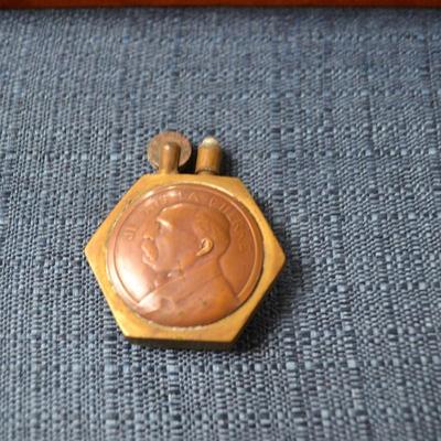 LOT 389. VINTAGE COPPER LIGHTER