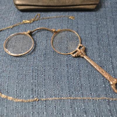 LOT 390 VINTAGE FOLDING EYE GLASSES