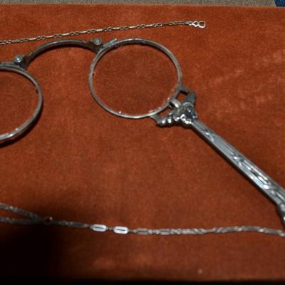 LOT 390 VINTAGE FOLDING EYE GLASSES