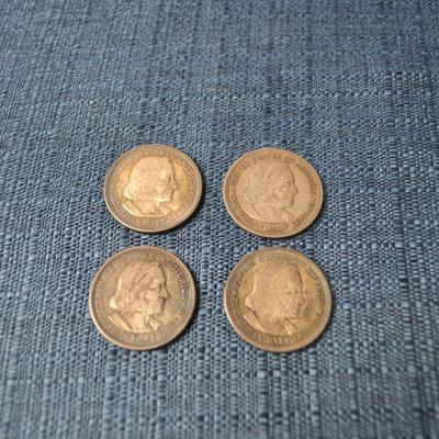 LOT 369 COLUMBIAN EXPOSITION COIN