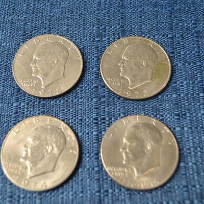 LOT 370  ONE DOLLAR COINS
