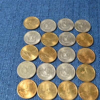 LOT 373. US ONE DOLLAR COINS