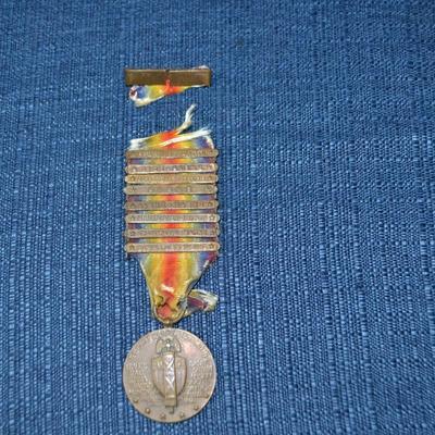 LOT 382 WWI BRONZE VICTORY MEDAL RIBBON