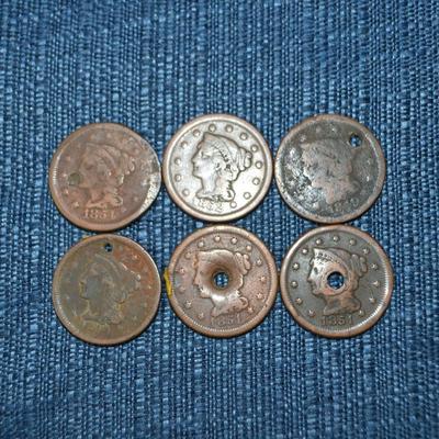 LOT 401. ANTIQUE LARGE ONE CENT COINS