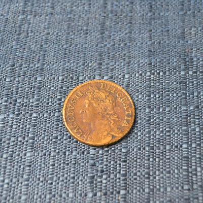 LOT 404. ANTIQUE IRELAND 1/2 CROWN COIN