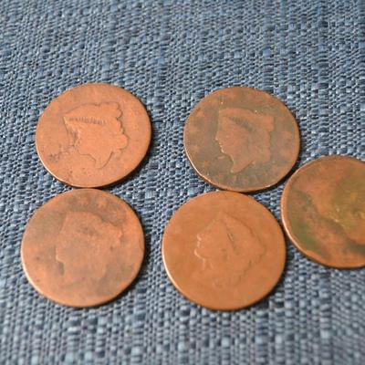 LOT 406. ANTIQUE ONE CENT COINS