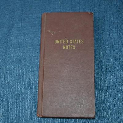 LOT 413 BOOK WITH A VARIETY OF BANK NOTES/CURRENCY