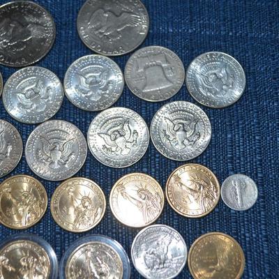 LOT 415. VARIETY OF US COINS