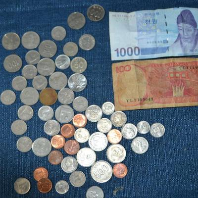 LOT 416. VARIETY OF COINS AND CURRENCY