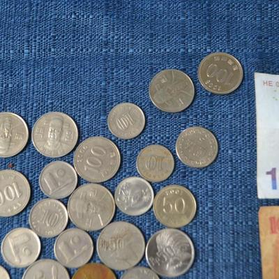 LOT 416. VARIETY OF COINS AND CURRENCY