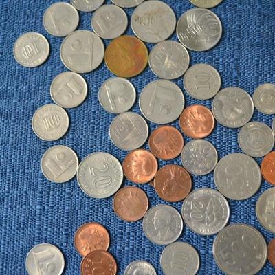 LOT 416. VARIETY OF COINS AND CURRENCY