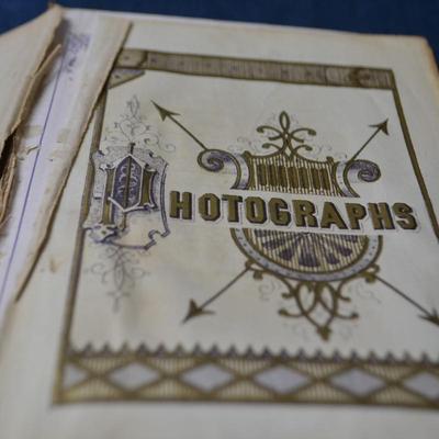 LOT 417. ANTIQUE PHOTO BOOK WITH ANTIQUE PHOTOS
