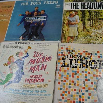 LOT 423. LOT OF TEN ALBUMS/VARIETY OF MUSIC