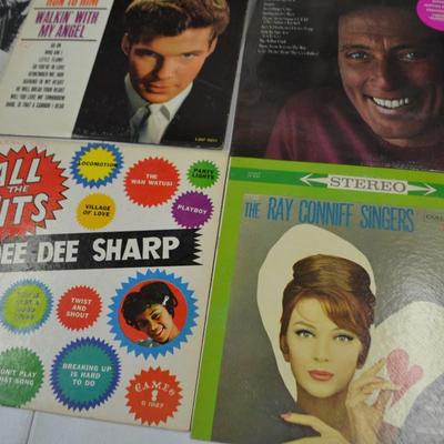 LOT 427. LOT OF TEN ALBUMS/VARIETY OF MUSIC