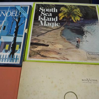 LOT 437. ALBUM SETS