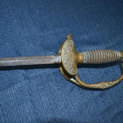 LOT 438. CIVIL WAR PARADE SWORD AND SCABBARD OWNED BY  MAJOR WILLIAM AUSTIN SMITH