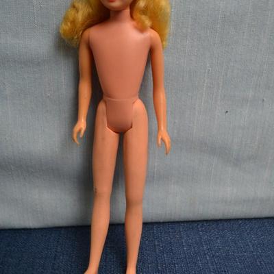 LOT 446. VINTAGE DOLL