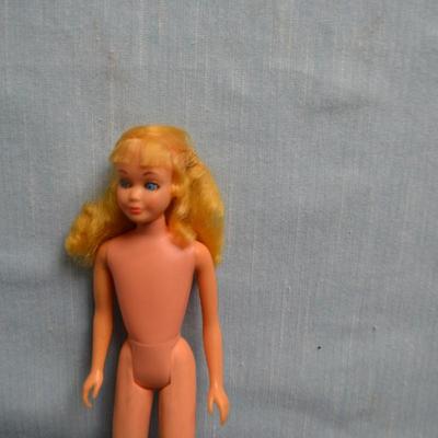LOT 446. VINTAGE DOLL