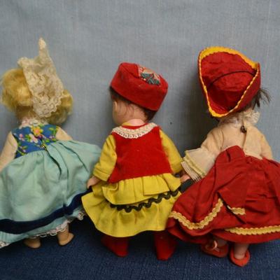 LOT 448. VINTAGE DOLLS