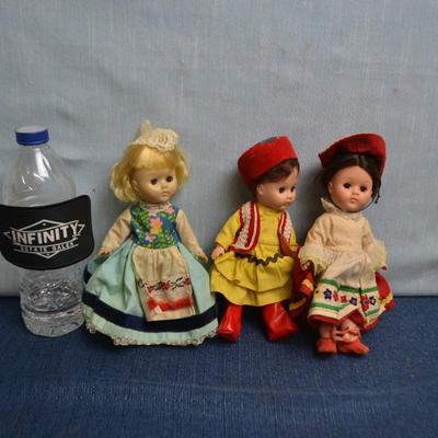LOT 448. VINTAGE DOLLS
