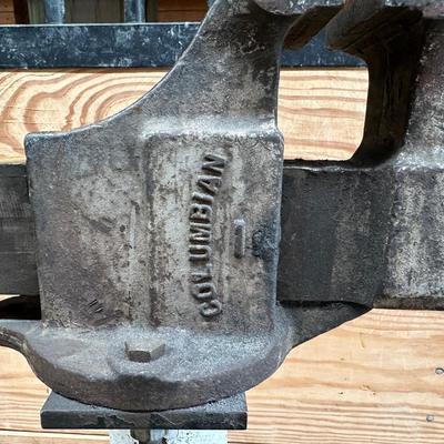 THE COLUMBIAN VISE ON A STAND