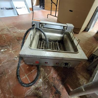 APW Wyott Electric Fryer