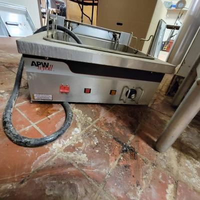 APW Wyott Electric Fryer