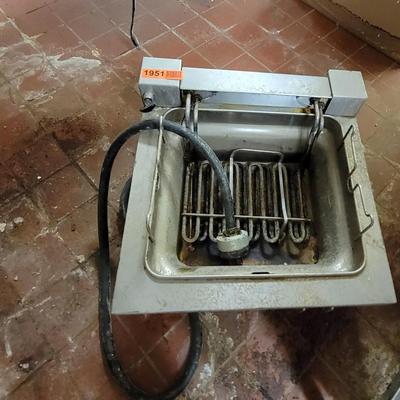 APW Wyott Electric Fryer