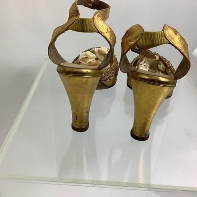 Lot 506 Vintage Cangemi Hand-made Studded Gold-toned Autographed Edition Strapy Heel